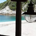 κυμοθόη