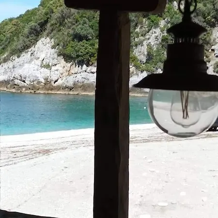 κυμοθόη